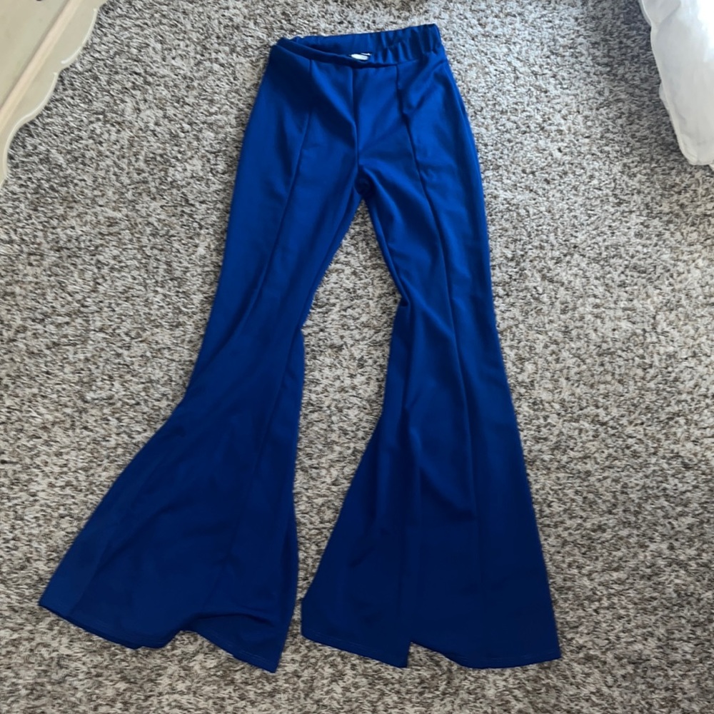 Super flattering flare leggings material pants